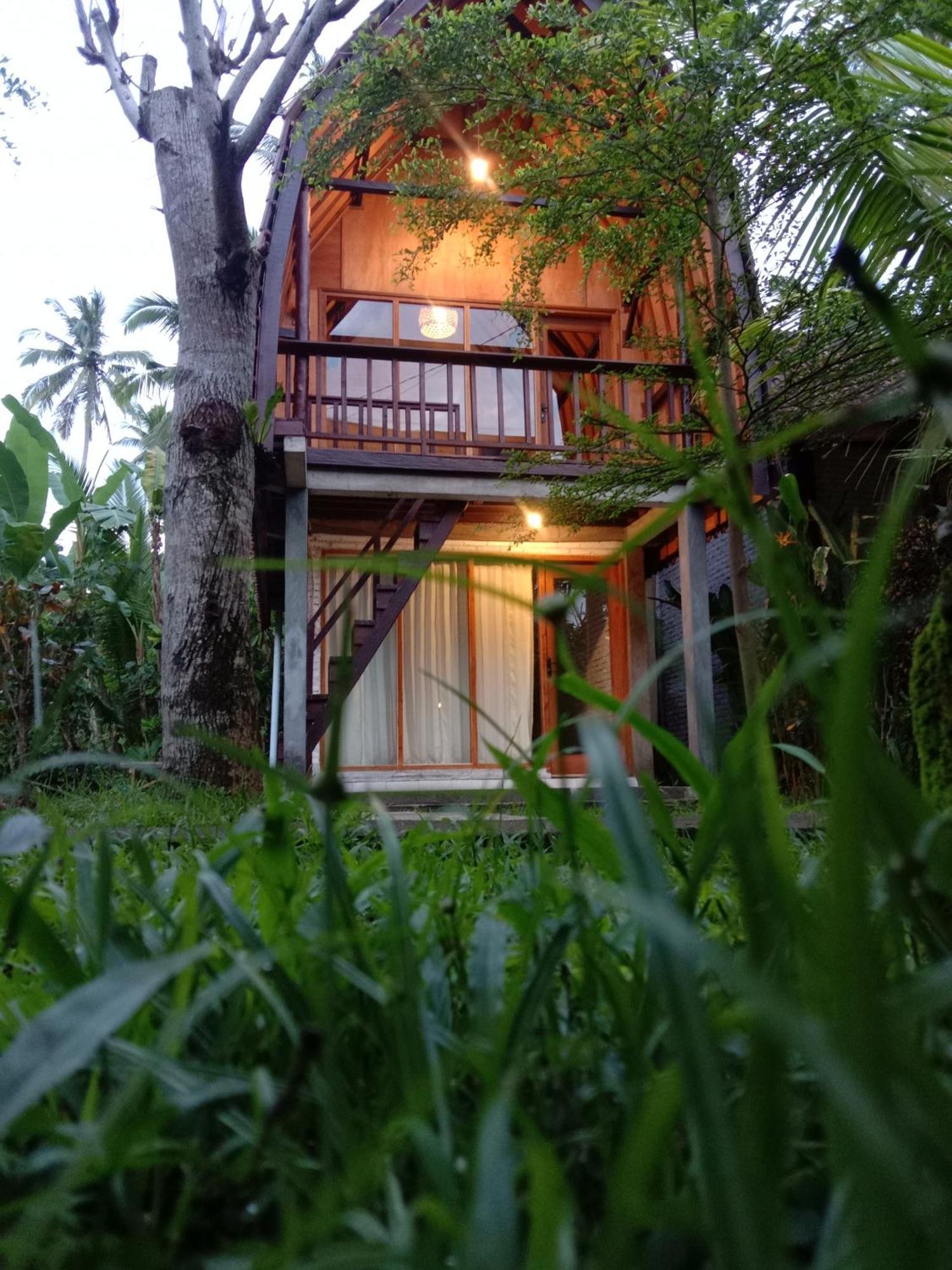 Jungle House - Surf & Stay 풀루칸 외부 사진